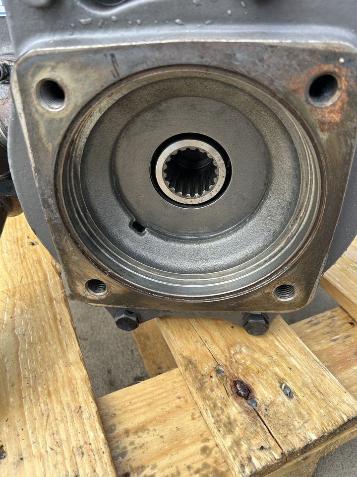 ZF 2HL-270 - Pārnesumkārba - Ekskavators: foto 2 ZF 2HL-270 - Pārnesumkārba - Ekskavators: foto 2