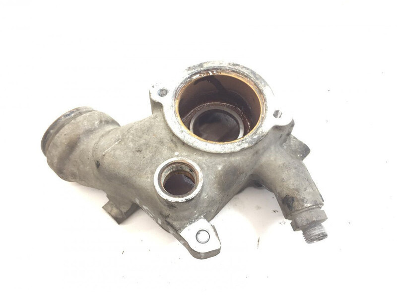 MAN MAN Thermostat housing 51064040098 D0834 D0836 - Kondicioniera radiators: foto 3 MAN MAN Thermostat housing 51064040098 D0834 D0836 - Kondicioniera radiators: foto 3