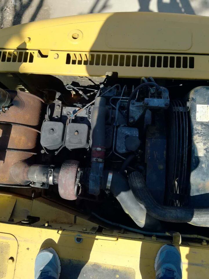 Komatsu PC120-6 līzingu Komatsu PC120-6: foto 7