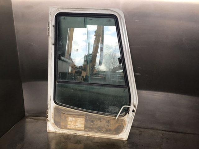 Liebherr A900 ZW / A900B Li - Durvis un rezerves daļas: foto 1 Liebherr A900 ZW / A900B Li - Durvis un rezerves daļas: foto 1