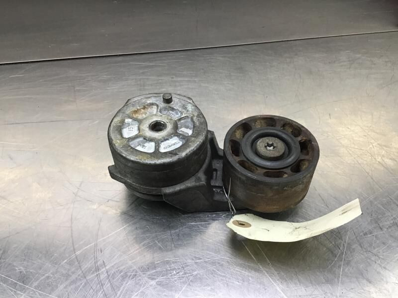 Liebherr Clamp Fitting Equipment - Dzinējs un rezerves daļas: foto 1 Liebherr Clamp Fitting Equipment - Dzinējs un rezerves daļas: foto 1