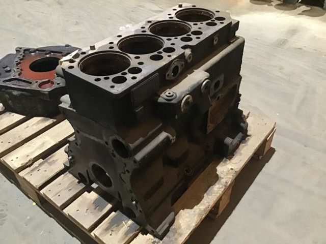 Liebherr Crankcase - Karteris: foto 1 Liebherr Crankcase - Karteris: foto 1