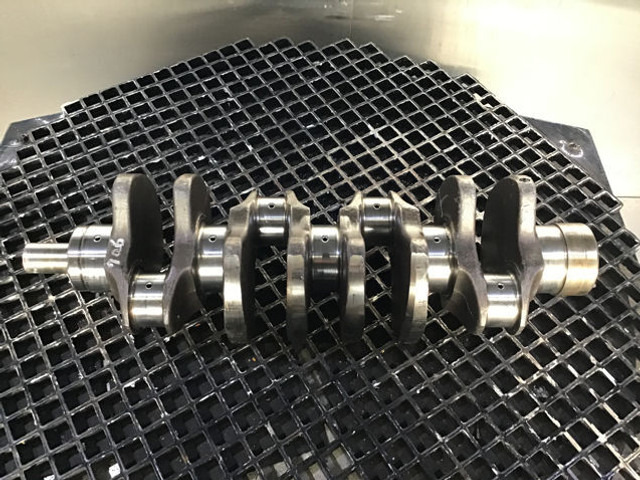 Liebherr Crankshaft D904/D914 - Kloķvārpsta: foto 2 Liebherr Crankshaft D904/D914 - Kloķvārpsta: foto 2