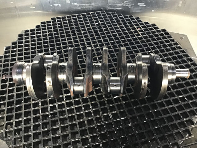 Liebherr Crankshaft D924 - Kloķvārpsta: foto 2 Liebherr Crankshaft D924 - Kloķvārpsta: foto 2