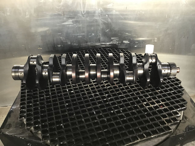 Liebherr Crankshaft D926 - Kloķvārpsta: foto 3 Liebherr Crankshaft D926 - Kloķvārpsta: foto 3