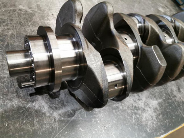Liebherr Crankshaft D934L - Kloķvārpsta: foto 4 Liebherr Crankshaft D934L - Kloķvārpsta: foto 4