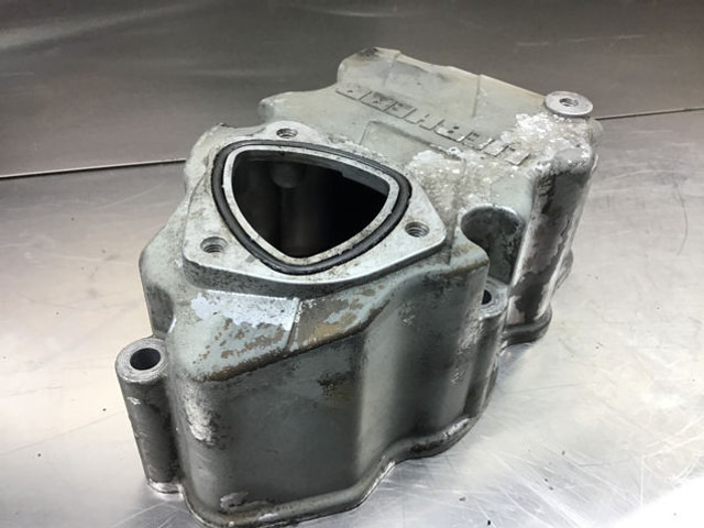 Liebherr Cylinderhead Cover - Cilindru bloks: foto 3 Liebherr Cylinderhead Cover - Cilindru bloks: foto 3