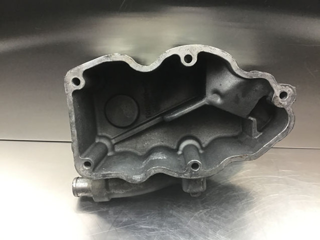 Liebherr Cylinderhead Cover - Cilindru bloks: foto 3 Liebherr Cylinderhead Cover - Cilindru bloks: foto 3
