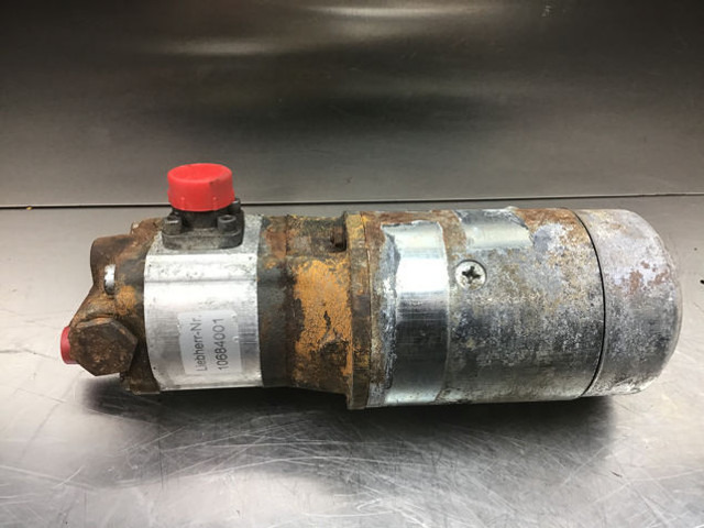 Liebherr Emergency Steering Pump - Stūres pastiprinātāja sūknis: foto 1 Liebherr Emergency Steering Pump - Stūres pastiprinātāja sūknis: foto 1