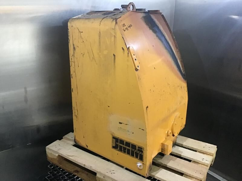 Liebherr Fueltank - Degvielas tvertne: foto 3 Liebherr Fueltank - Degvielas tvertne: foto 3