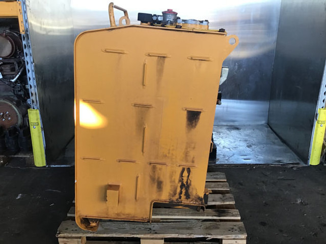 Liebherr Hydraulic Tank - Hidrauliskā tvertne: foto 1 Liebherr Hydraulic Tank - Hidrauliskā tvertne: foto 1