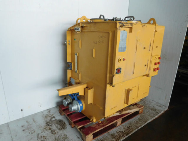 Liebherr Hydraulic Tank - Hidrauliskā tvertne: foto 1 Liebherr Hydraulic Tank - Hidrauliskā tvertne: foto 1