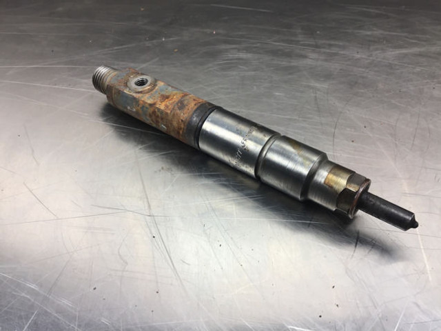 Liebherr Injection Nozzle 632 A1 - Degvielas filtrs: foto 2 Liebherr Injection Nozzle 632 A1 - Degvielas filtrs: foto 2