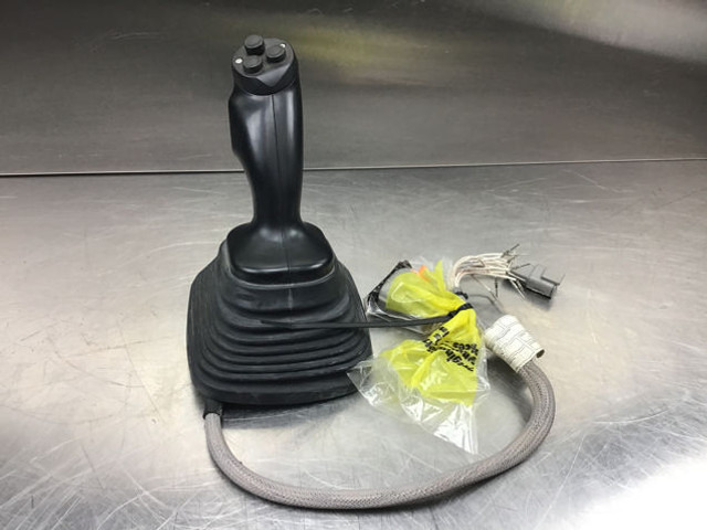 Liebherr Joystick Right - Pārnesumu svira: foto 2 Liebherr Joystick Right - Pārnesumu svira: foto 2