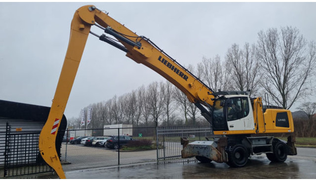Liebherr LH 40 M Industry Litronic - Atkritumu iekrāvējs: foto 4 Liebherr LH 40 M Industry Litronic - Atkritumu iekrāvējs: foto 4
