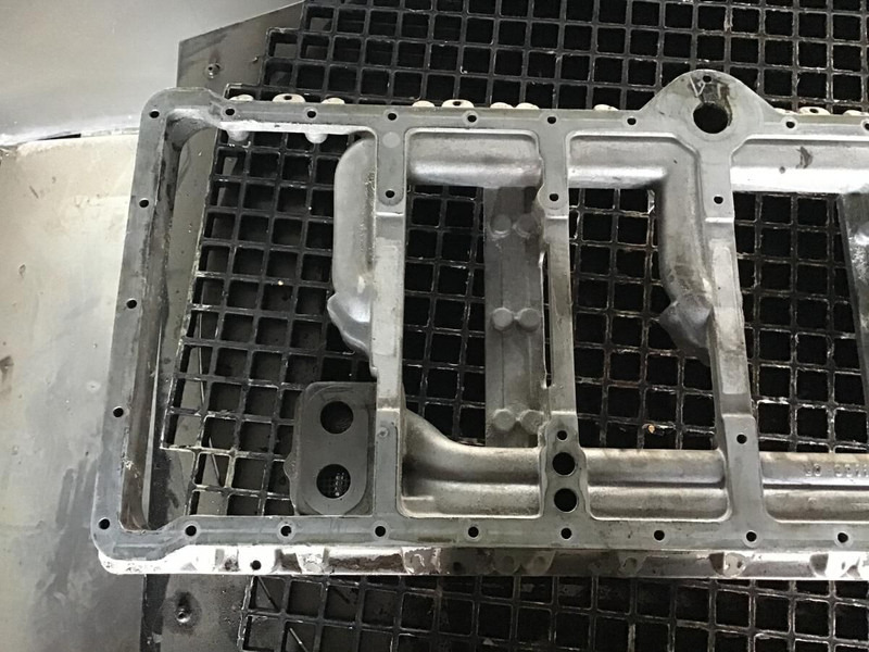 Liebherr Ladder Type Frame - Kabīne un interjers: foto 3 Liebherr Ladder Type Frame - Kabīne un interjers: foto 3