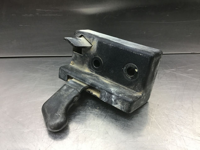 Liebherr Lock Right - Virsbūve un ārpuse: foto 1 Liebherr Lock Right - Virsbūve un ārpuse: foto 1