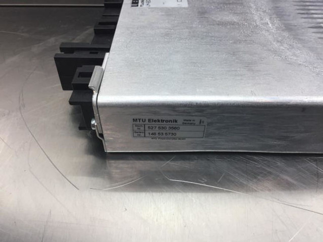 Jaunā Elektroniskais vadības bloks (ECU) Liebherr Motor Control Device: foto 14