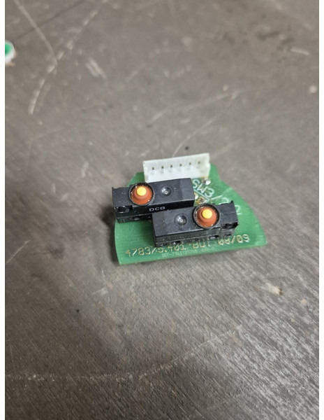 Liebherr - Mērinstrumentu panelis: foto 1 Liebherr - Mērinstrumentu panelis: foto 1