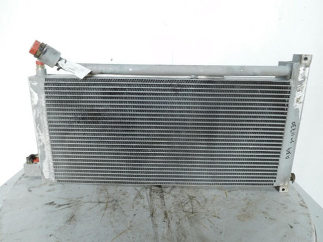 Liebherr Oilcooler - Eļļas dzesētājs: foto 2 Liebherr Oilcooler - Eļļas dzesētājs: foto 2