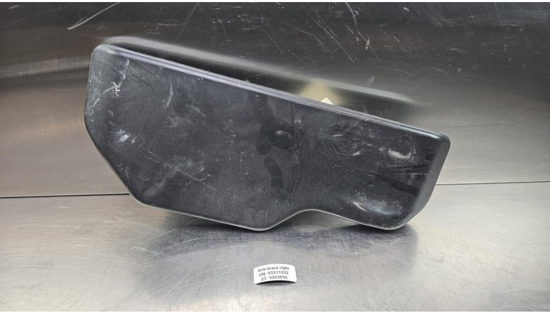 Liebherr PR766 - Kabīne un interjers: foto 1 Liebherr PR766 - Kabīne un interjers: foto 1