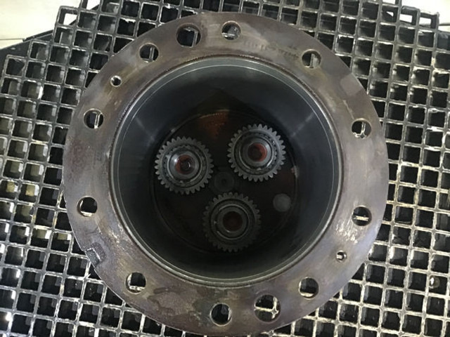 Liebherr Planetary Carrier - Piekare: foto 3 Liebherr Planetary Carrier - Piekare: foto 3