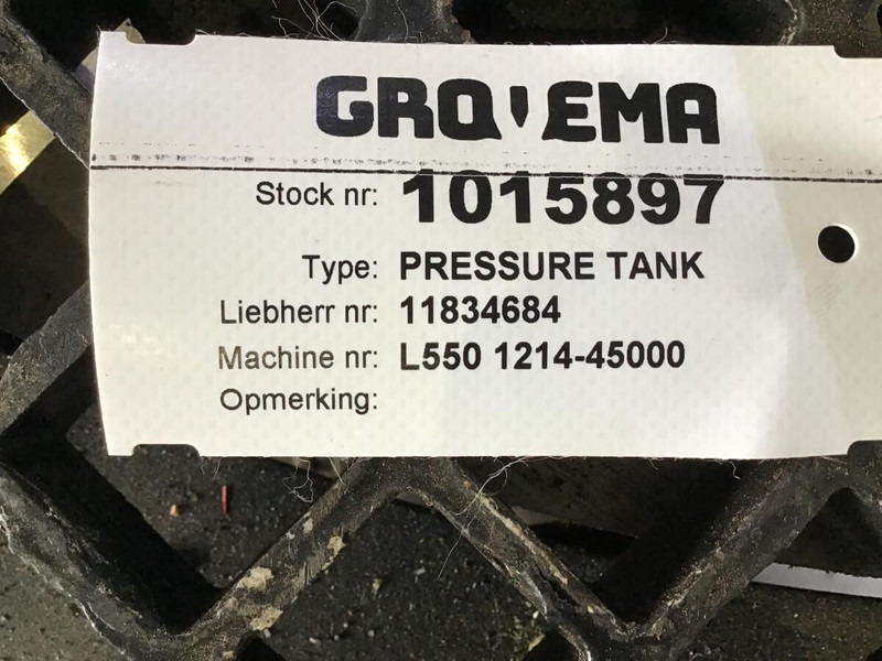 Liebherr Pressure Tank - Degvielas tvertne: foto 1 Liebherr Pressure Tank - Degvielas tvertne: foto 1