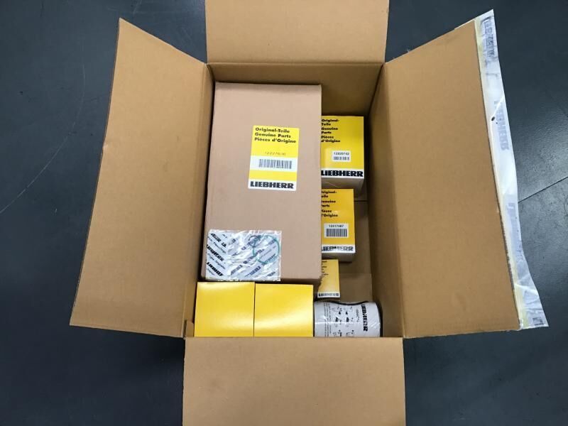 Liebherr R906/R906 ADVANCED/R906 C/R906 LC - Degvielas filtrs: foto 2 Liebherr R906/R906 ADVANCED/R906 C/R906 LC - Degvielas filtrs: foto 2