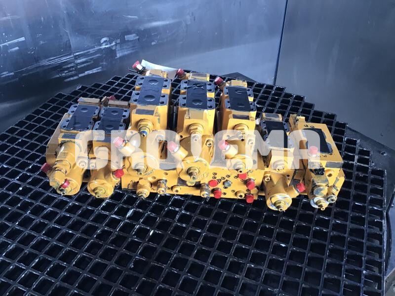 Liebherr R914 EW , R914HDS , R914HDSL - Hidraulika: foto 2 Liebherr R914 EW , R914HDS , R914HDSL - Hidraulika: foto 2