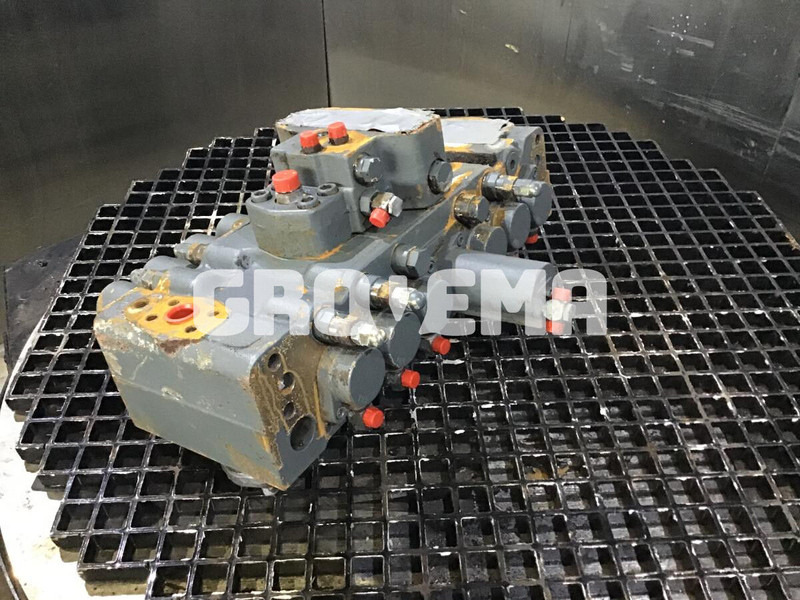 Liebherr R914 / R914B / R922 Li - Hidraulika: foto 1 Liebherr R914 / R914B / R922 Li - Hidraulika: foto 1