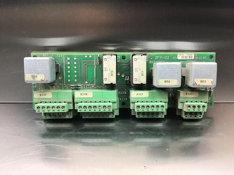 Liebherr R914B / R904 / A924C Li / A914 Li / A934B Li / R900C Li - Elektrosistēma: foto 1 Liebherr R914B / R904 / A924C Li / A914 Li / A934B Li / R900C Li - Elektrosistēma: foto 1