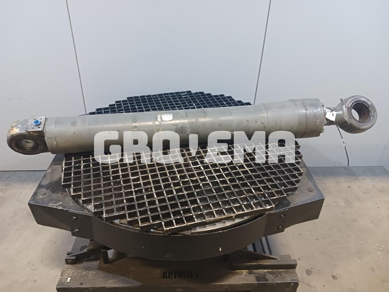 Liebherr R922 LC / R922 NLC / R922 SLC / R922 XLC - Hidrauliskais cilindrs: foto 1 Liebherr R922 LC / R922 NLC / R922 SLC / R922 XLC - Hidrauliskais cilindrs: foto 1