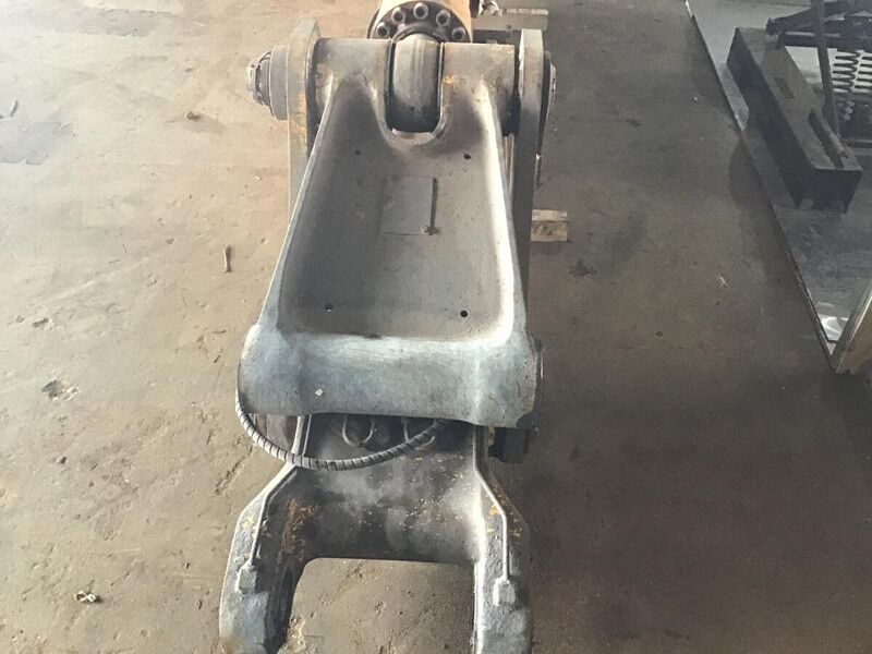 Liebherr R932 Li / R954B / R974 / R942 LI - Ātrā sakabe: foto 1 Liebherr R932 Li / R954B / R974 / R942 LI - Ātrā sakabe: foto 1