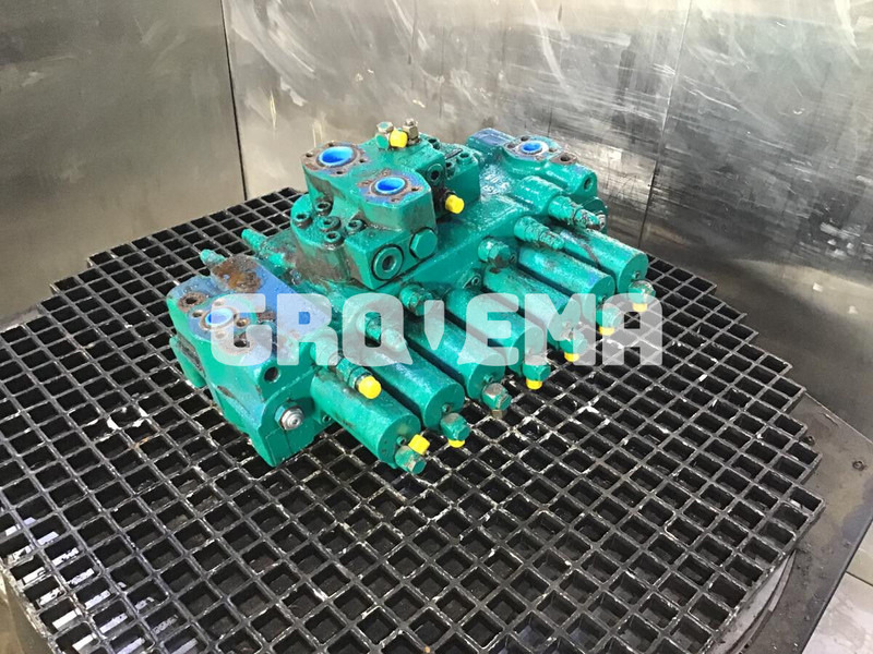 Liebherr R934 / R934B / R944B - Hidraulika: foto 3 Liebherr R934 / R934B / R944B - Hidraulika: foto 3