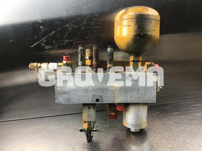 Liebherr R934B / R974B / R974 / R964B - Hidraulika: foto 2 Liebherr R934B / R974B / R974 / R964B - Hidraulika: foto 2