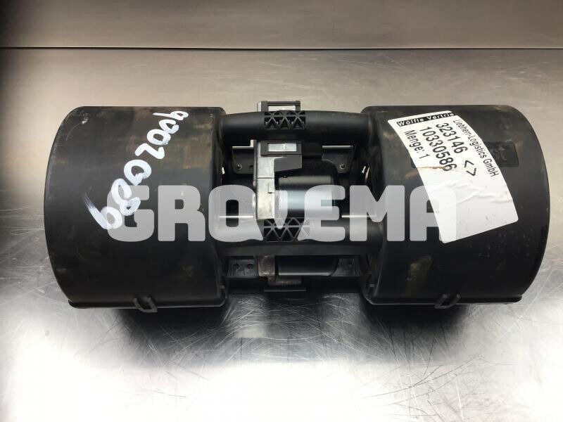 Liebherr R946 LC / R946 NLC / R956 / R976 / R926 LC / R920 / R920 LC - Salona ventilators: foto 2 Liebherr R946 LC / R946 NLC / R956 / R976 / R926 LC / R920 / R920 LC - Salona ventilators: foto 2