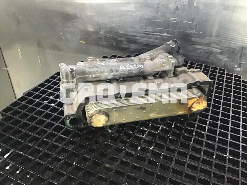 Liebherr R974B / R974 / R974 Li / R974 HD - Eļļas dzesētājs: foto 3 Liebherr R974B / R974 / R974 Li / R974 HD - Eļļas dzesētājs: foto 3