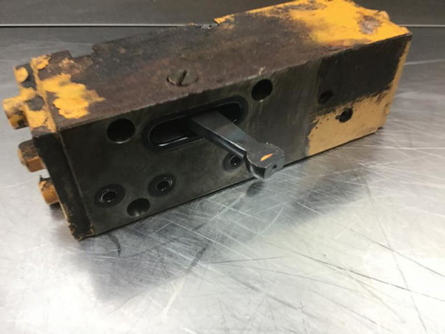 Liebherr Regulating Valve - Hidraulika: foto 1 Liebherr Regulating Valve - Hidraulika: foto 1