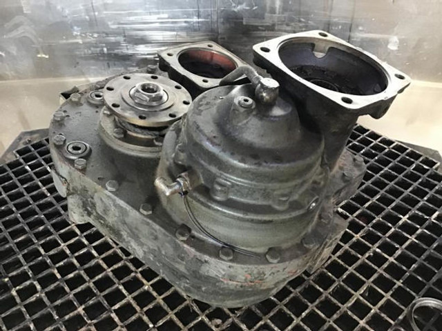 Liebherr Travel Gearbox - Pārnesumkārba: foto 5 Liebherr Travel Gearbox - Pārnesumkārba: foto 5