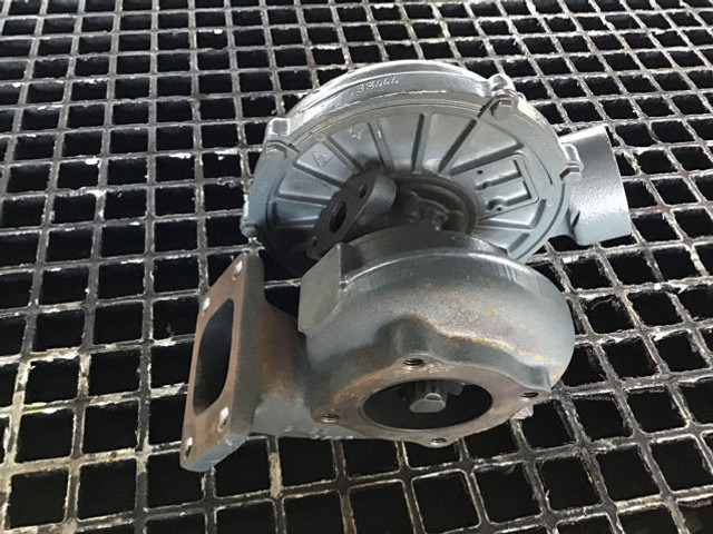 Liebherr Turbo charger K27 - Turbīna: foto 5 Liebherr Turbo charger K27 - Turbīna: foto 5