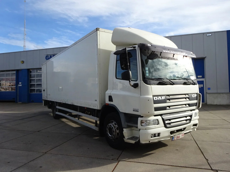 DAF CF 65.250 Closed Box / Euro 5 / Dhollandia - Kravas automašīna ar slēgto virsbūvi: foto 3 DAF CF 65.250 Closed Box / Euro 5 / Dhollandia - Kravas automašīna ar slēgto virsbūvi: foto 3