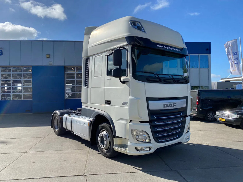DAF XF 106.460 SSC / Retarder / 2x Tank - Vilcējs: foto 2 DAF XF 106.460 SSC / Retarder / 2x Tank - Vilcējs: foto 2
