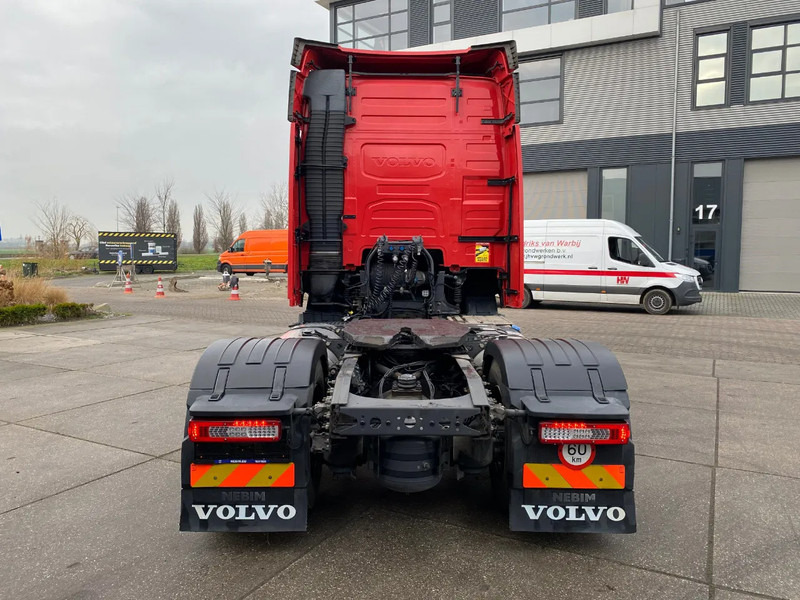 Volvo FH 13.420 / Globetrotter / 2x Tank / Euro 6 - Vilcējs: foto 5 Volvo FH 13.420 / Globetrotter / 2x Tank / Euro 6 - Vilcējs: foto 5