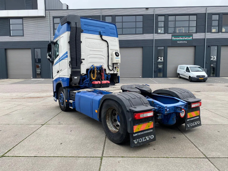 Volvo FH 13.420 Globetrotter / ADR / Stand Airco - Vilcējs: foto 4 Volvo FH 13.420 Globetrotter / ADR / Stand Airco - Vilcējs: foto 4