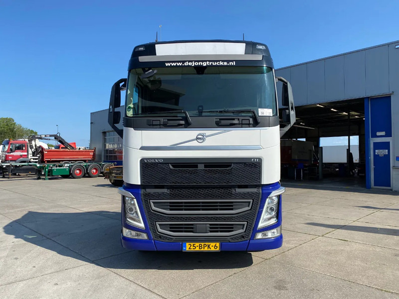 Volvo FH 13.460 Globetrotter / I-Save - Vilcējs: foto 2 Volvo FH 13.460 Globetrotter / I-Save - Vilcējs: foto 2