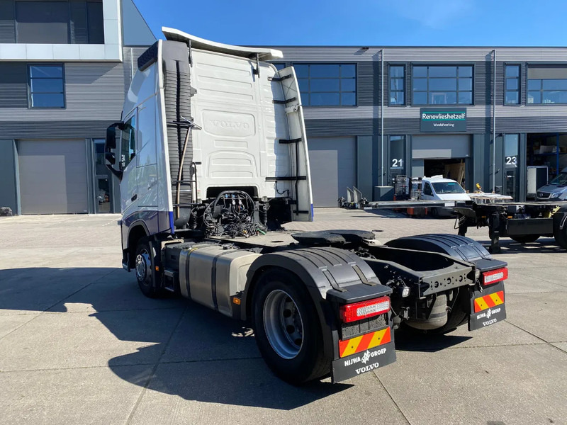 Volvo FH 13.500 Globetrotter XL / I-Park Cool / 2x Tank / Euro 6D - Vilcējs: foto 4 Volvo FH 13.500 Globetrotter XL / I-Park Cool / 2x Tank / Euro 6D - Vilcējs: foto 4