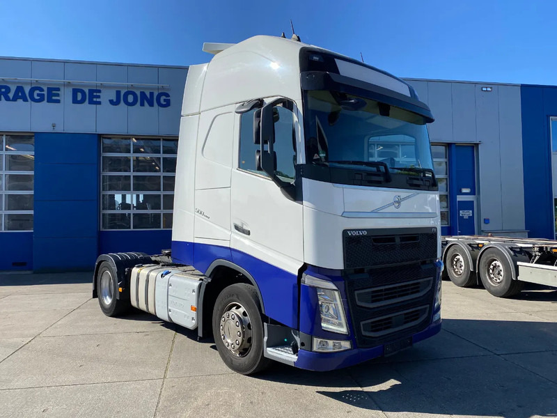 Volvo FH 13.500 Globetrotter XL / I-Park Cool / 2x Tank / Euro 6D - Vilcējs: foto 3 Volvo FH 13.500 Globetrotter XL / I-Park Cool / 2x Tank / Euro 6D - Vilcējs: foto 3