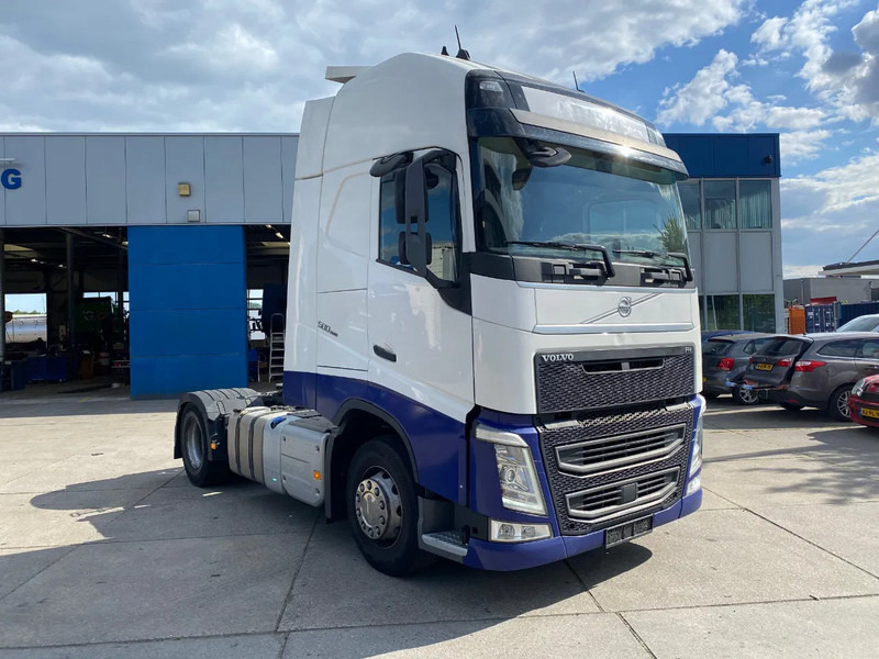Volvo FH 13.500 Globetrotter XL / I-Park Cool / 2x Tank / Euro 6D - Vilcējs: foto 3 Volvo FH 13.500 Globetrotter XL / I-Park Cool / 2x Tank / Euro 6D - Vilcējs: foto 3