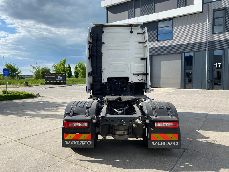 Volvo FH 13.500 Globetrotter XL / I-Park Cool / 2x Tank / Euro 6D - Vilcējs: foto 5 Volvo FH 13.500 Globetrotter XL / I-Park Cool / 2x Tank / Euro 6D - Vilcējs: foto 5