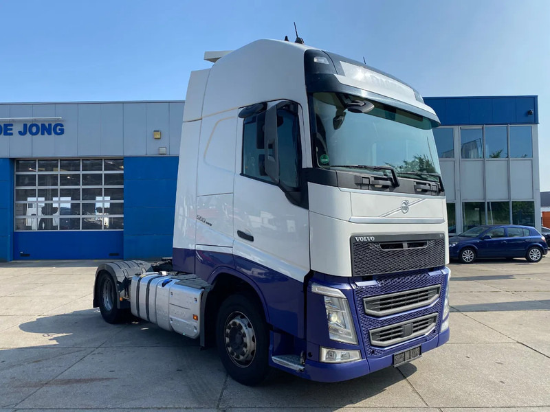 Volvo FH 13.500 Globetrotter XL / I-parkCool / 2x Tank - Vilcējs: foto 3 Volvo FH 13.500 Globetrotter XL / I-parkCool / 2x Tank - Vilcējs: foto 3